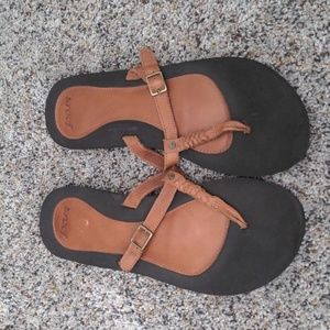 Reef flip flops size 11